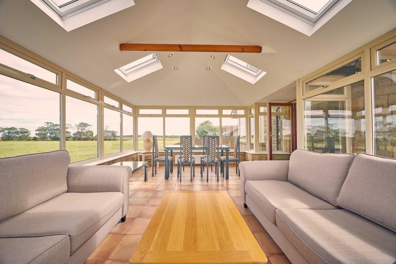 Host & Stay - Cheviot View North Sunderland エクステリア 写真